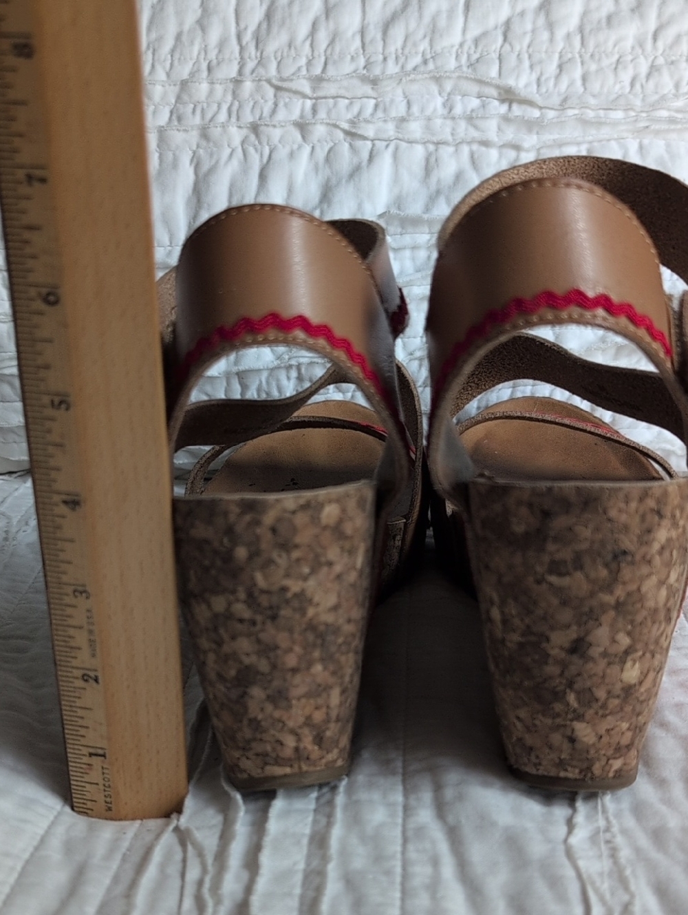 Blowfish Tan leather Wedge Sandals with Red Trim - Picture 3 of 7